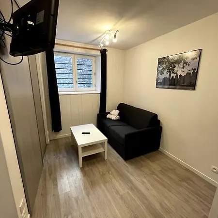 Tyl Yourhosthelper Apartament